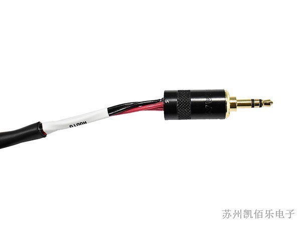 音頻公插頭線(xiàn)束